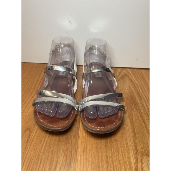 Steve Madden Sandals Womens Silver Metallic White Strappy Slingback Open Toe - Picture 2 of 9